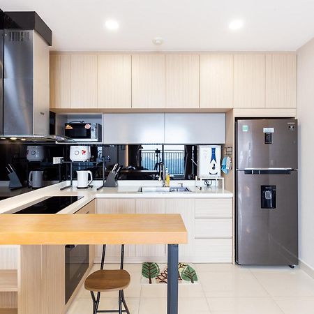 Home, Cosy&Luxury Apartment - 5Mins To Airport, Free Pool&Gym, Airport Pick Up Service Bandar Ho Chi Minh Luaran gambar